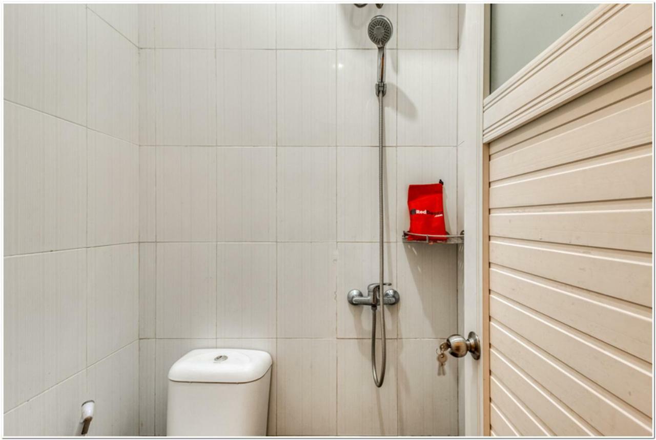 Reddoorz Near Ramai Mall Malioboro Yogyakarta Bagian luar foto